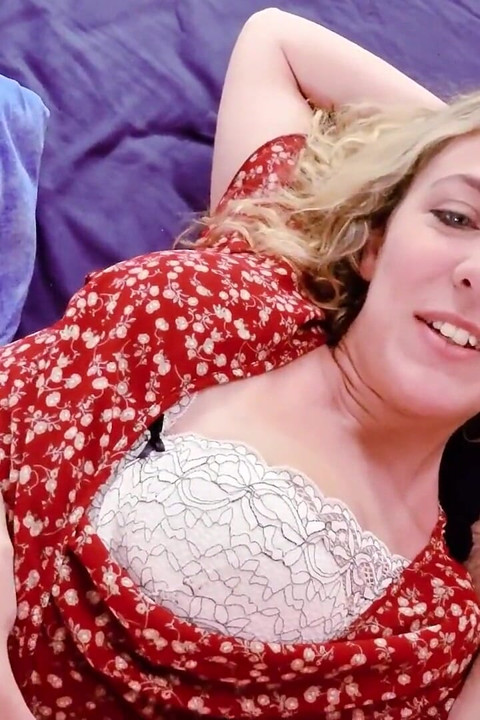 Mya & Candy Love Eating Pussy & Getting Dogged in a Threesome! Snap-fuck