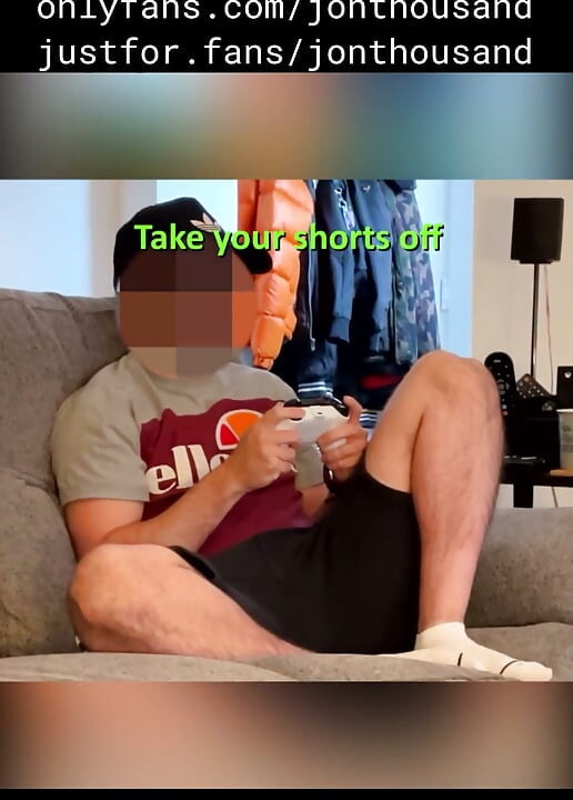 Str8 roommate and I love to cum in front of each other