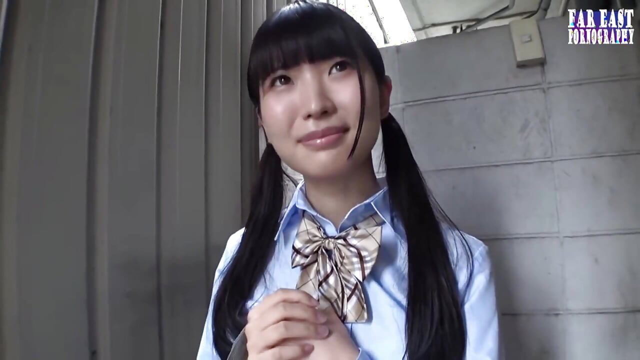 Peeking Curves That Spark a Hard Rush From a Teasing a-cup Charmer Part.1