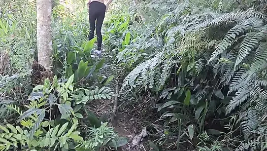 APP-Fahrerin hat Außenwagen mit Beifahrer gestoppt!