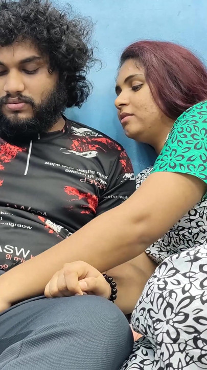 Punheta romance de casal indiano mallu