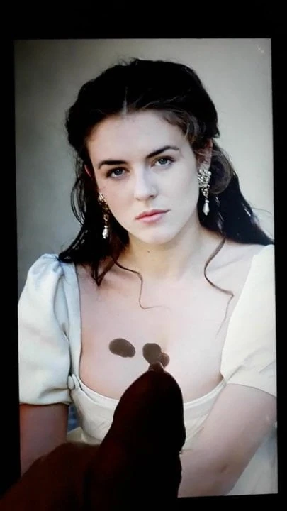 Elizabeth Hurley Cum Tribute
