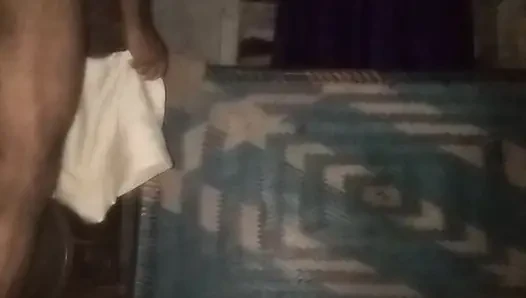 Desi bhabhi ki hard chudai chut se pani nikal diya