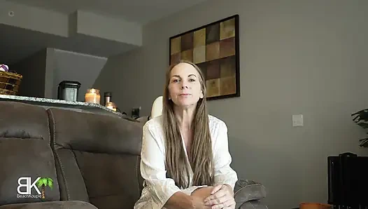 Mommy and Stepson Share a Couch! Aitsf230407