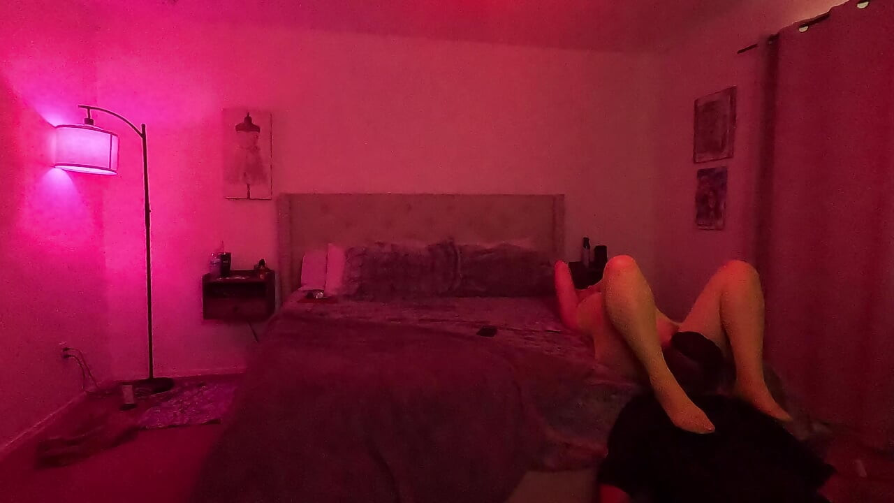 Sexy, sale, avalage de sperme, femme au foyer