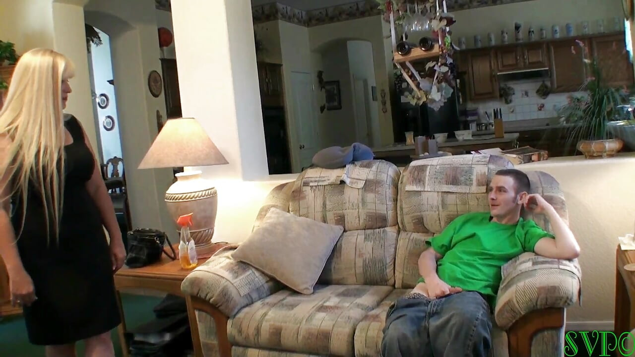 My Cougar BBW Stepmom Helps Me Masturbate