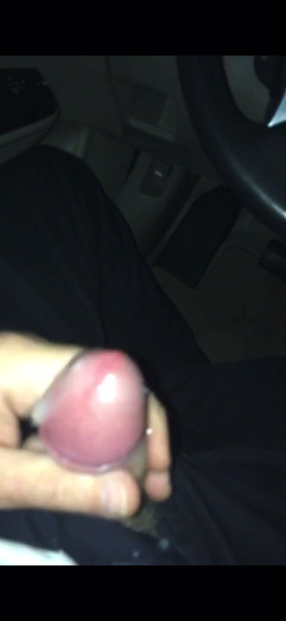 Cumshot in the car