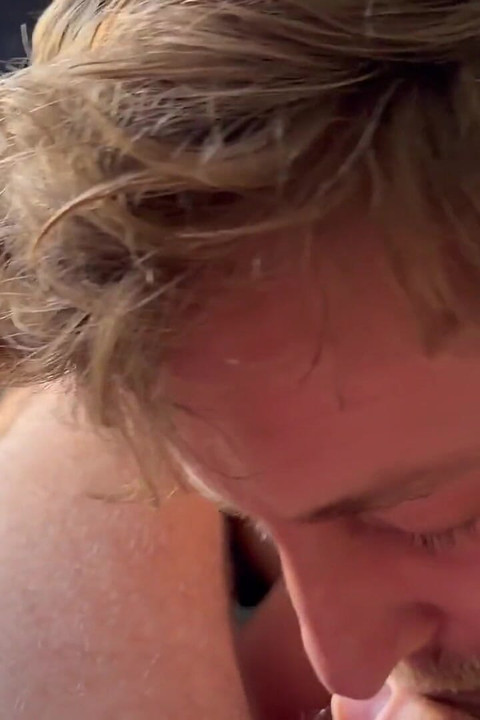 Deepthroat Suck