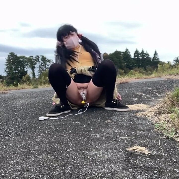 自训 33 号沿高速公路流出步行