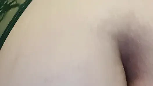 BBW reitet großen dicken dildo in ouvert dessous