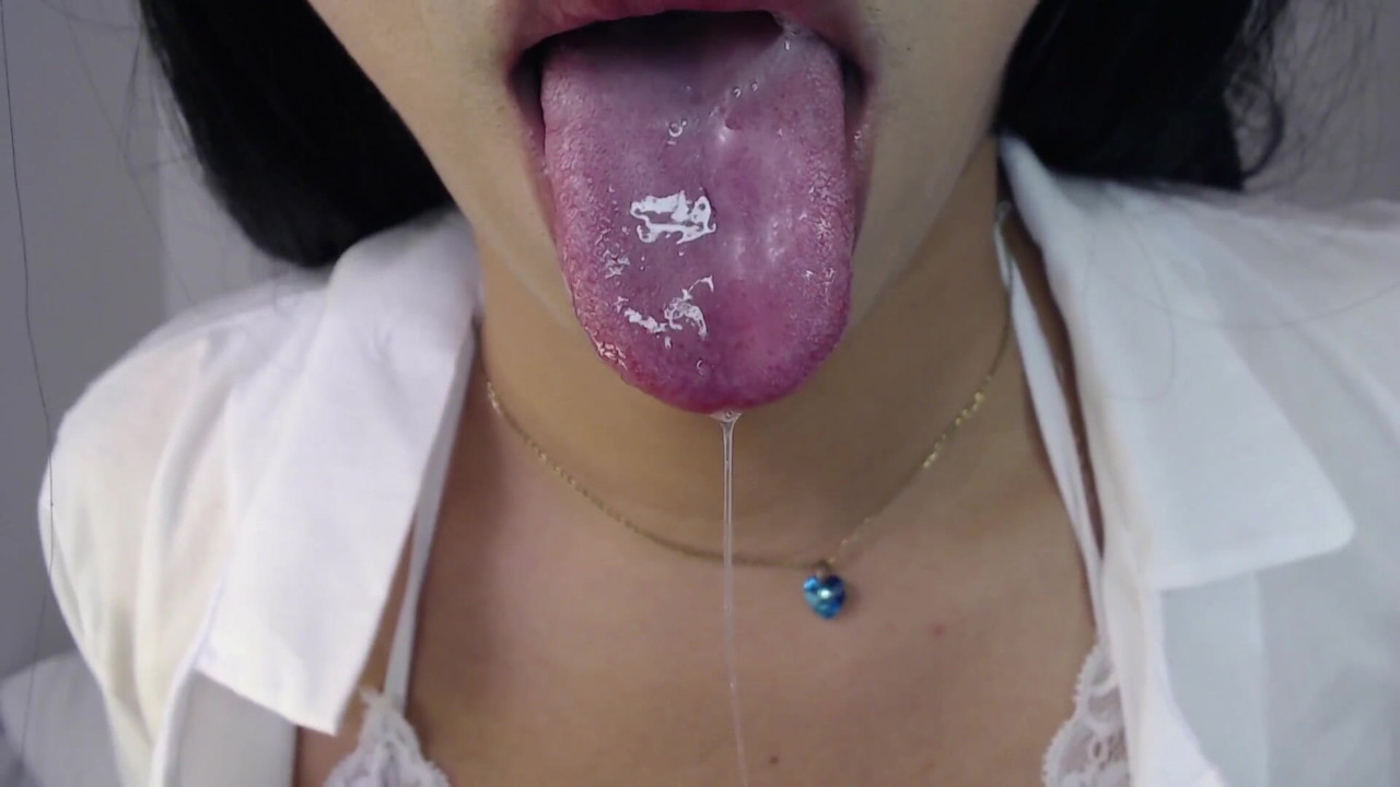 This is the correct way to use a wet tongue