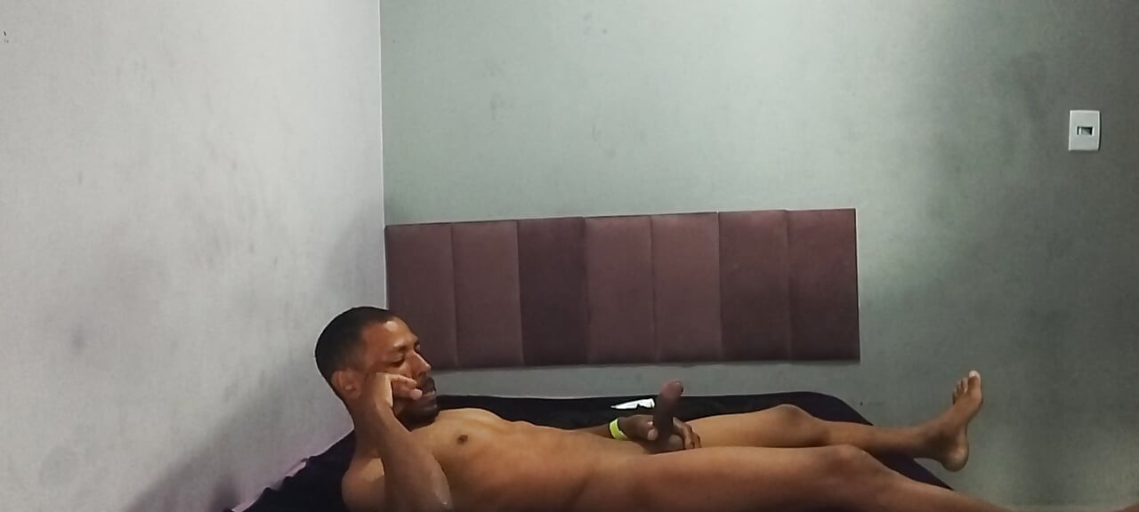 moreno pauzudo  transou com loira gostosa