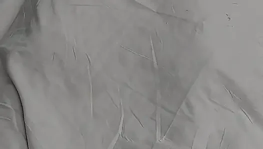 Hintli yenge amcığımı parmaklıyorum