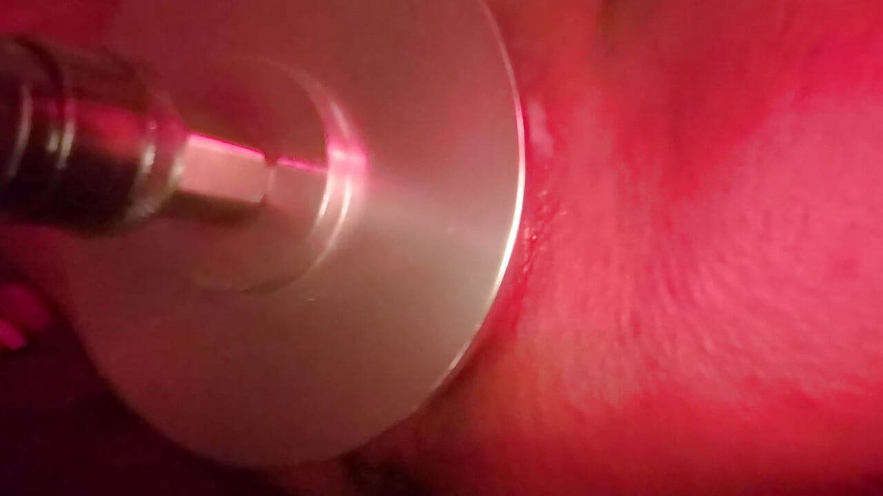 Hora med en spermafylld svullen gravid fitta