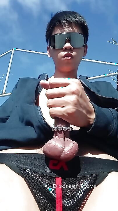 Early Morning Outdoor Masturbation