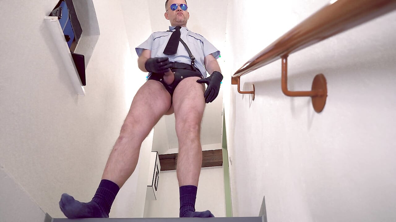 Alemão Hunk Xl 3