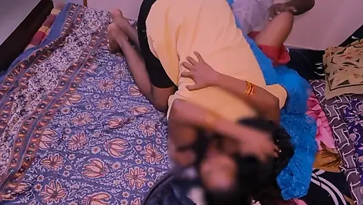Kakak ipar dan ayah mertua bikin istrinya orgasme