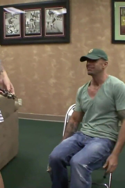 4 场景 - 大奶子 8 - 完整电影/ 超过 100 分钟