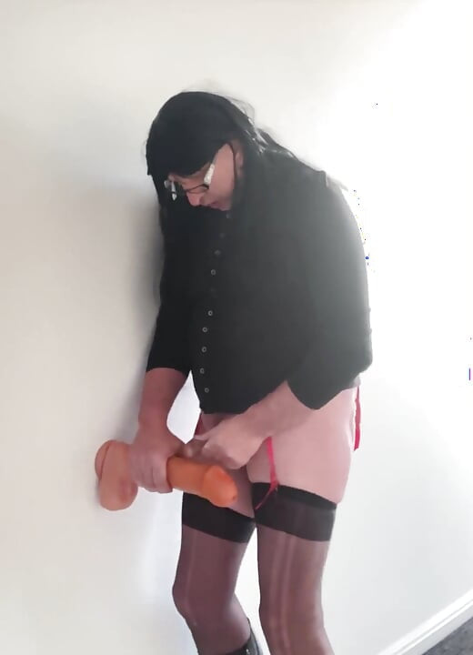 Stephanie Luvsit the Slut
