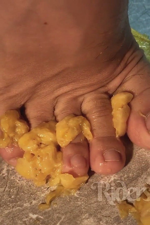 Hairy Feet and Banana Smash