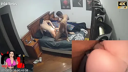 Der Ifood-lieferant Hat Meinen Arsch Mit Sperma Gefüllt Und Der Cuckold Hat Alles Sauber Gemacht!