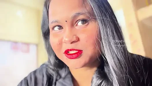 Cowok pengantar barang dikirimkan lebih dari sekadar makanan untuk nyonya cantik di rumah