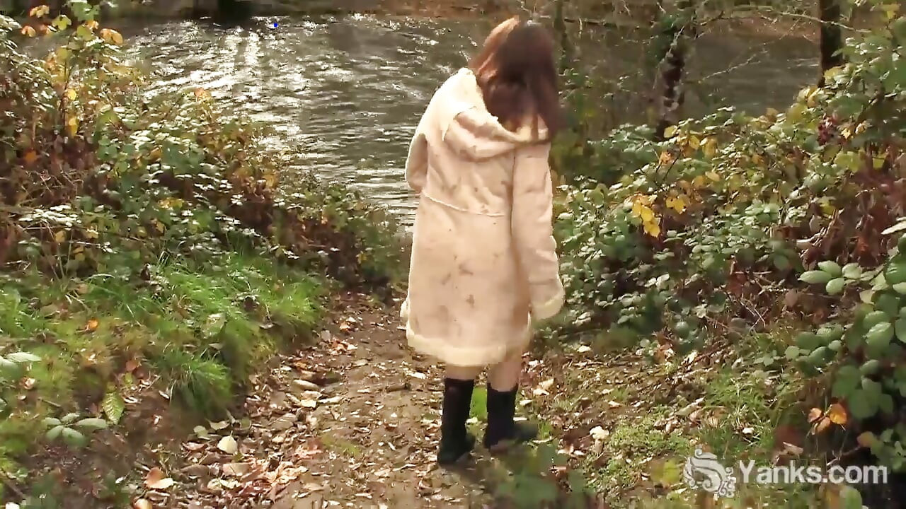 Chesty amateur Amber masturbating outdoors