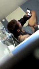 Påkommen med att stryka i stal