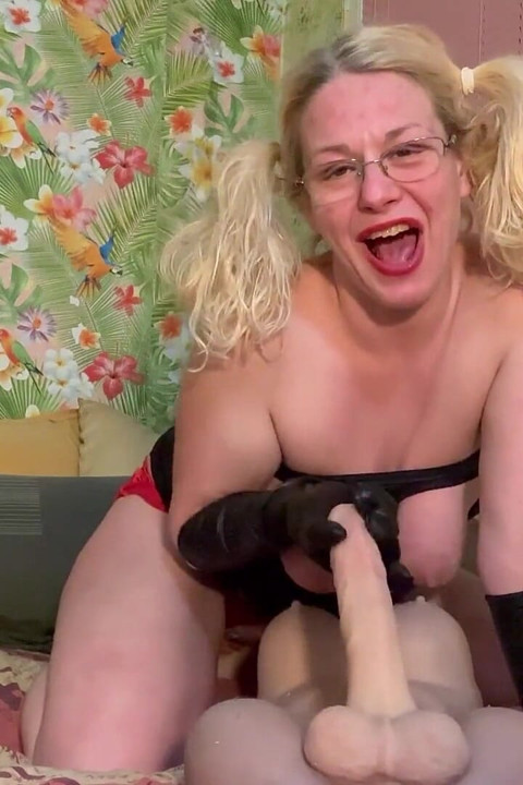 Overly Horny Stepson Threatens Stepmommy
