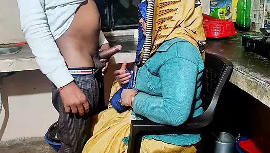 Hintli kadının götünü sikiyor
