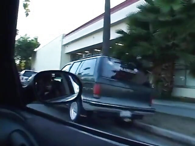 驚人的黑妞誘惑黑人操她濕漉漉的緊屄