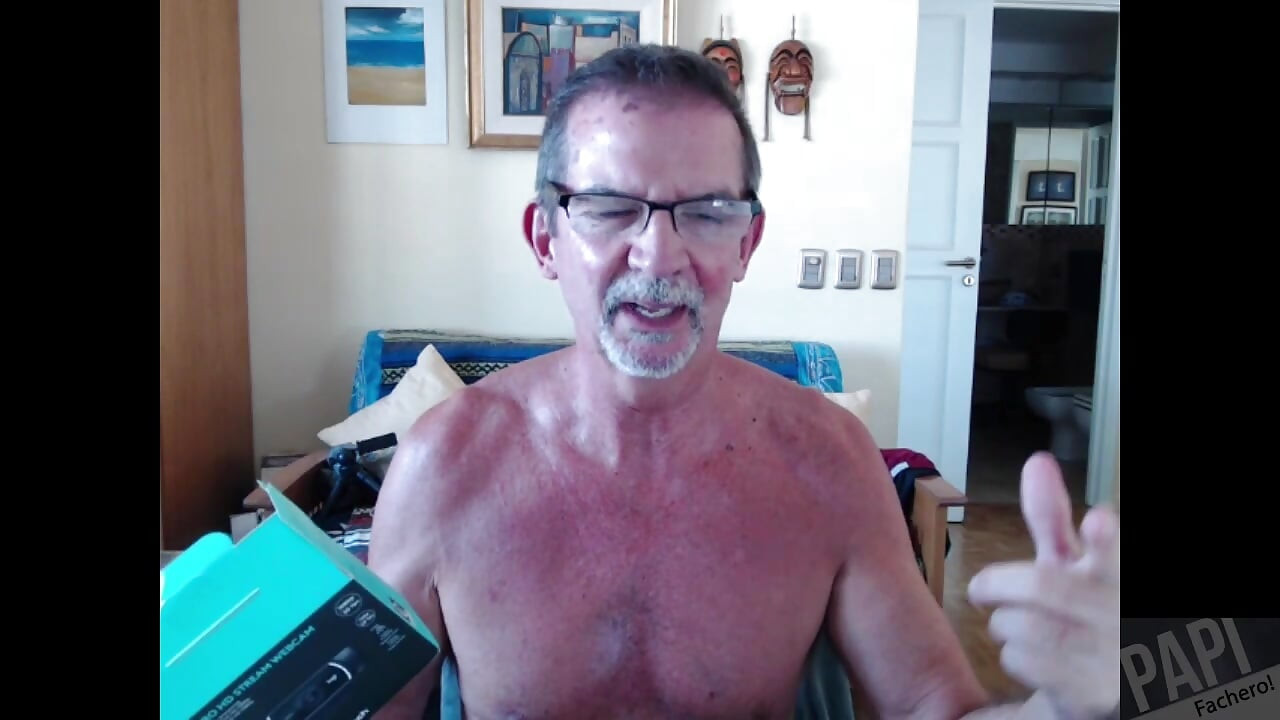 เปรียบเทียบเว็บแคม VX-2000 กล้องวงจรปิด MicroSoft เก่าของฉันกับเว็บแคม HD Logitech C922 Pro สตรีมเว็บแคมใหม่