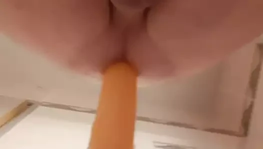 Dildonun yerini kim almak ister