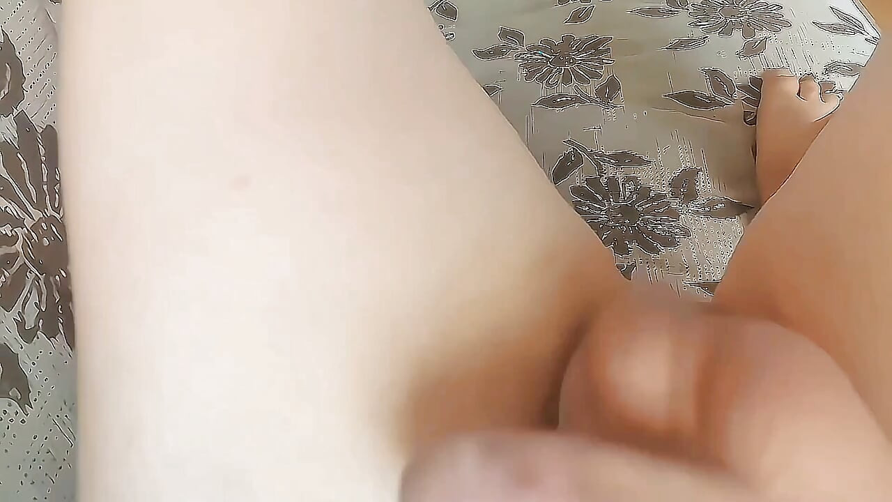 تربية بدون واقي: زب وحشي يأخذ حفرة جائعة