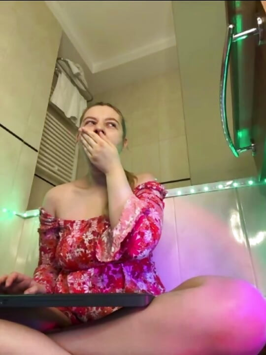 Squirting fountain with hot girl