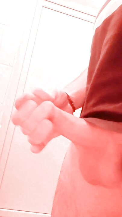 💦 Zbog toga ti pička prska