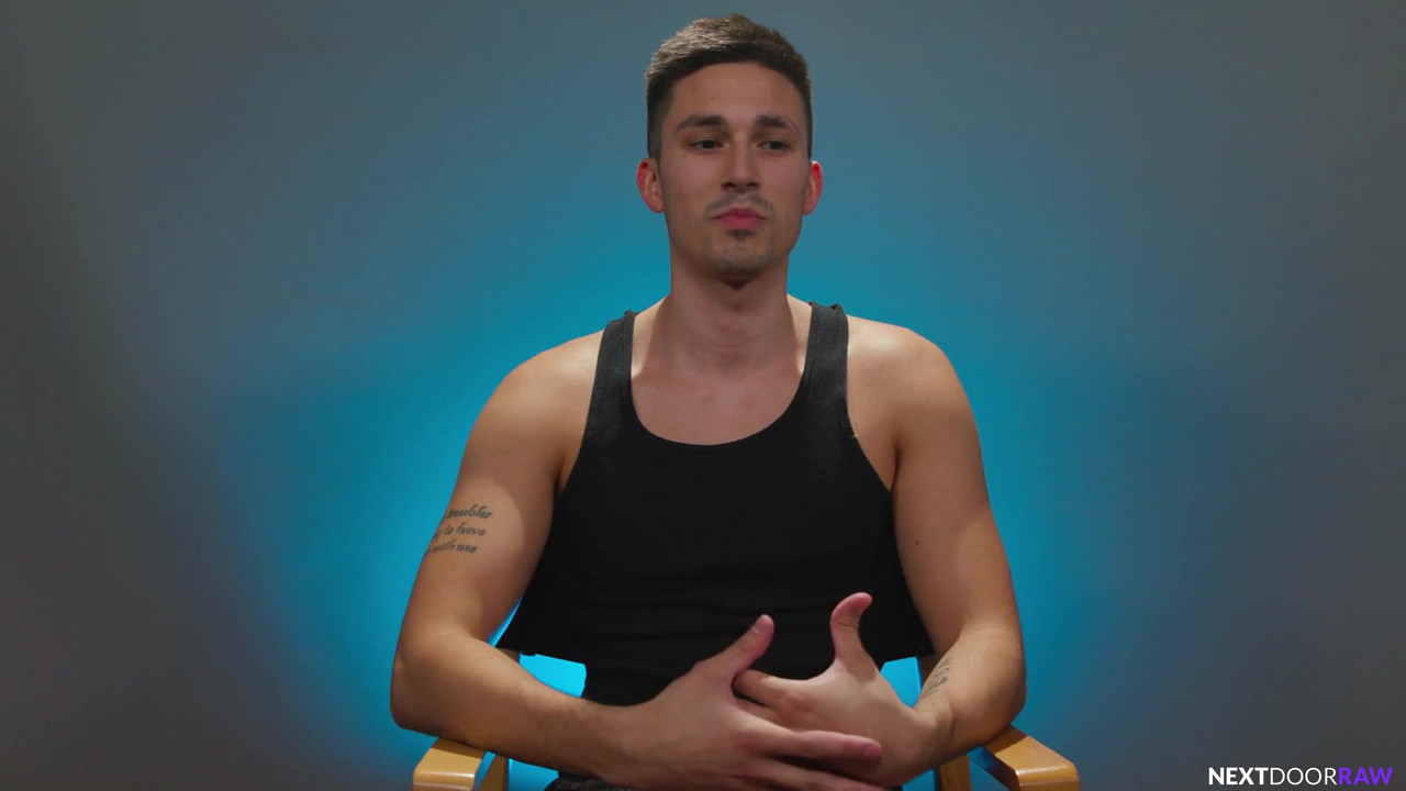 华丽的twnk性感翻转乱搞现实生活中的tatted BF大屁股