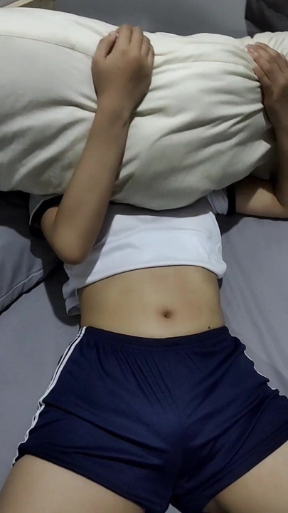 spank me more pls!