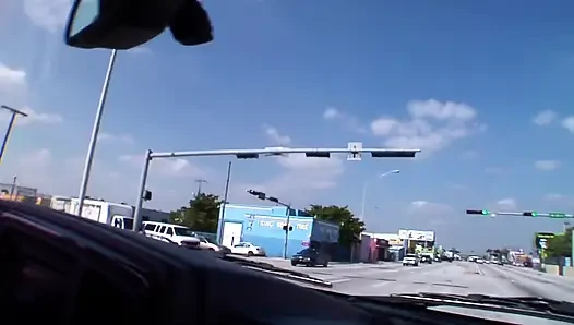 Büyük götlü zenci genç kız amını derinden siktiriyor