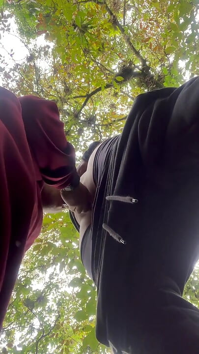 Sucking My Classmate’s Dick on Campus