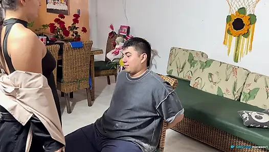 Bir yabancı günümü bölmek istedi ve sonunda onu çok iyi siktim