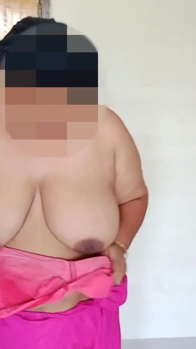Bangladeshi bhabi Desi sexy vabi Hot gosol in washroom xx video | Clip 2