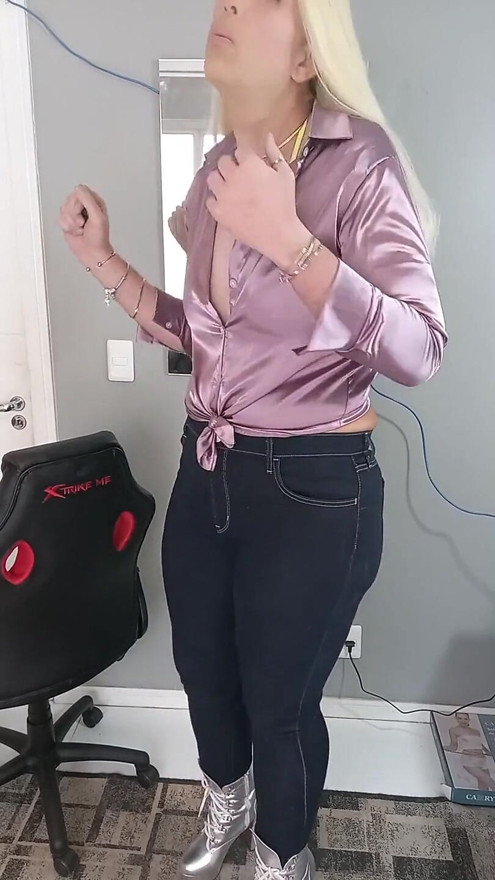 I'm Wearing Sexy Clothes