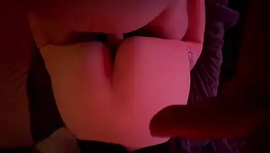 Komşum beni arkadan azgın sikiyor