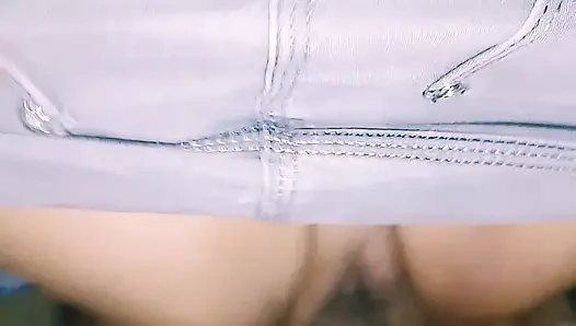 Heiße vollbusige ehefrau fickt jüngeren typen, wenn ihr ehemann weg ist