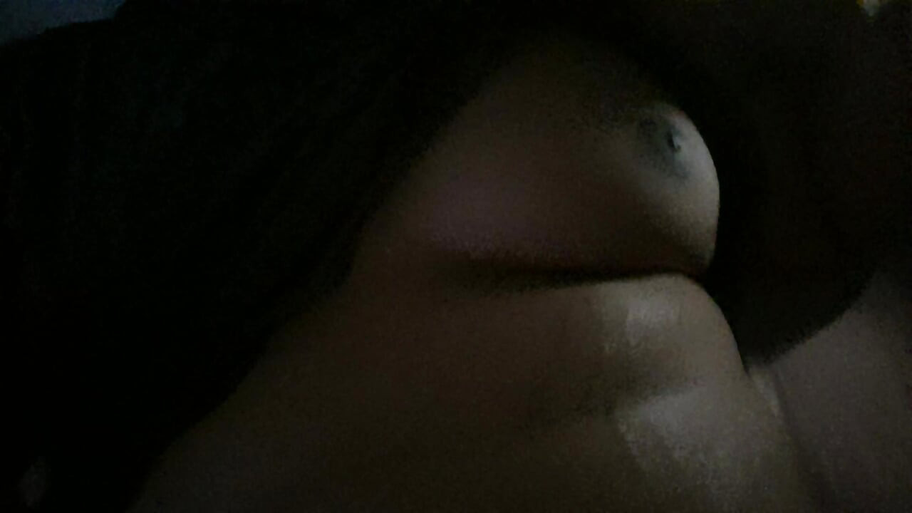 深夜BBWトランスEnbyオナニー