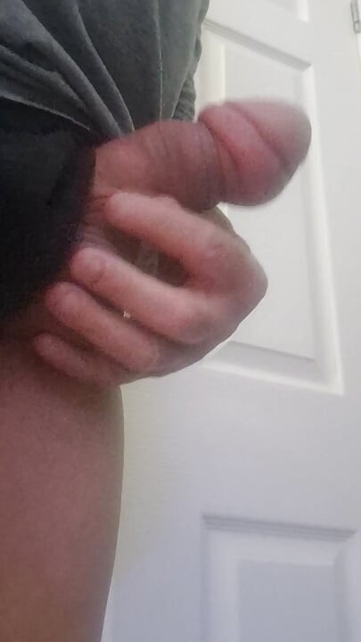Wanking with Cumshots