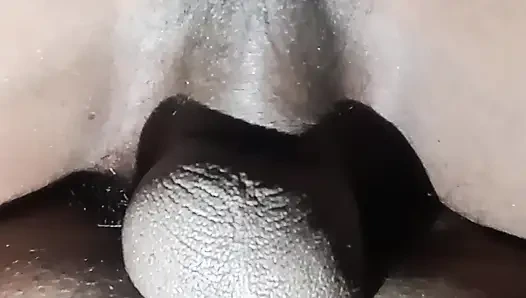 Sri lankan cheating wife fucked by next door man in the morning while i calling her phone