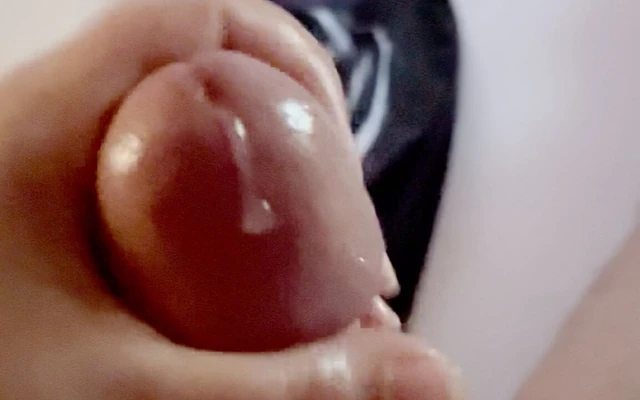 Close-up Handjob Cumshot Amateur BBW Wife POV