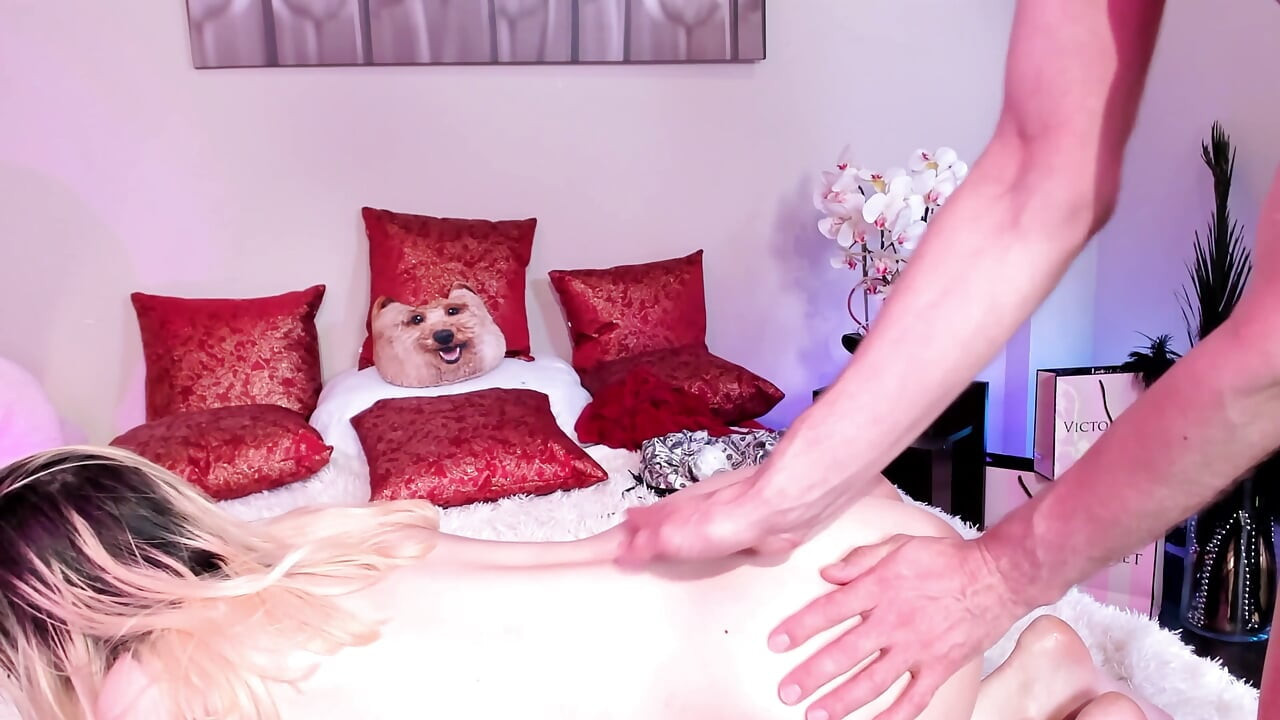 MY 18YO STEPDAUGHTER WAS RESTING NAKED IN HER CUTE ROOM... I couldn’t resist  shes begging to destroy her anal